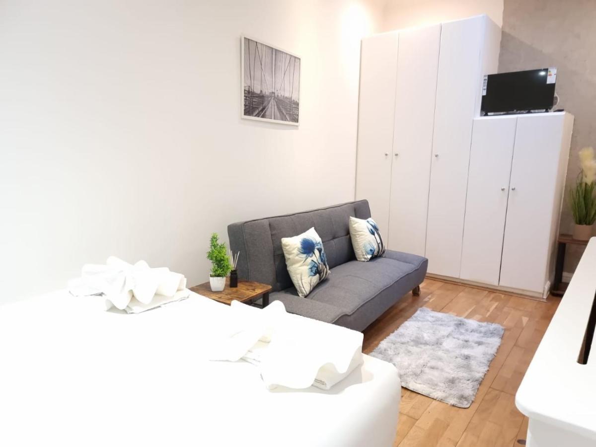 Apartamento F1-Basement Studio Fits 3 Near Paddington Londres Exterior foto